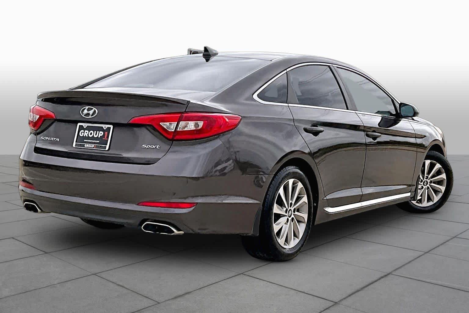 Used 2015 Hyundai Sonata Sport FWD image 13