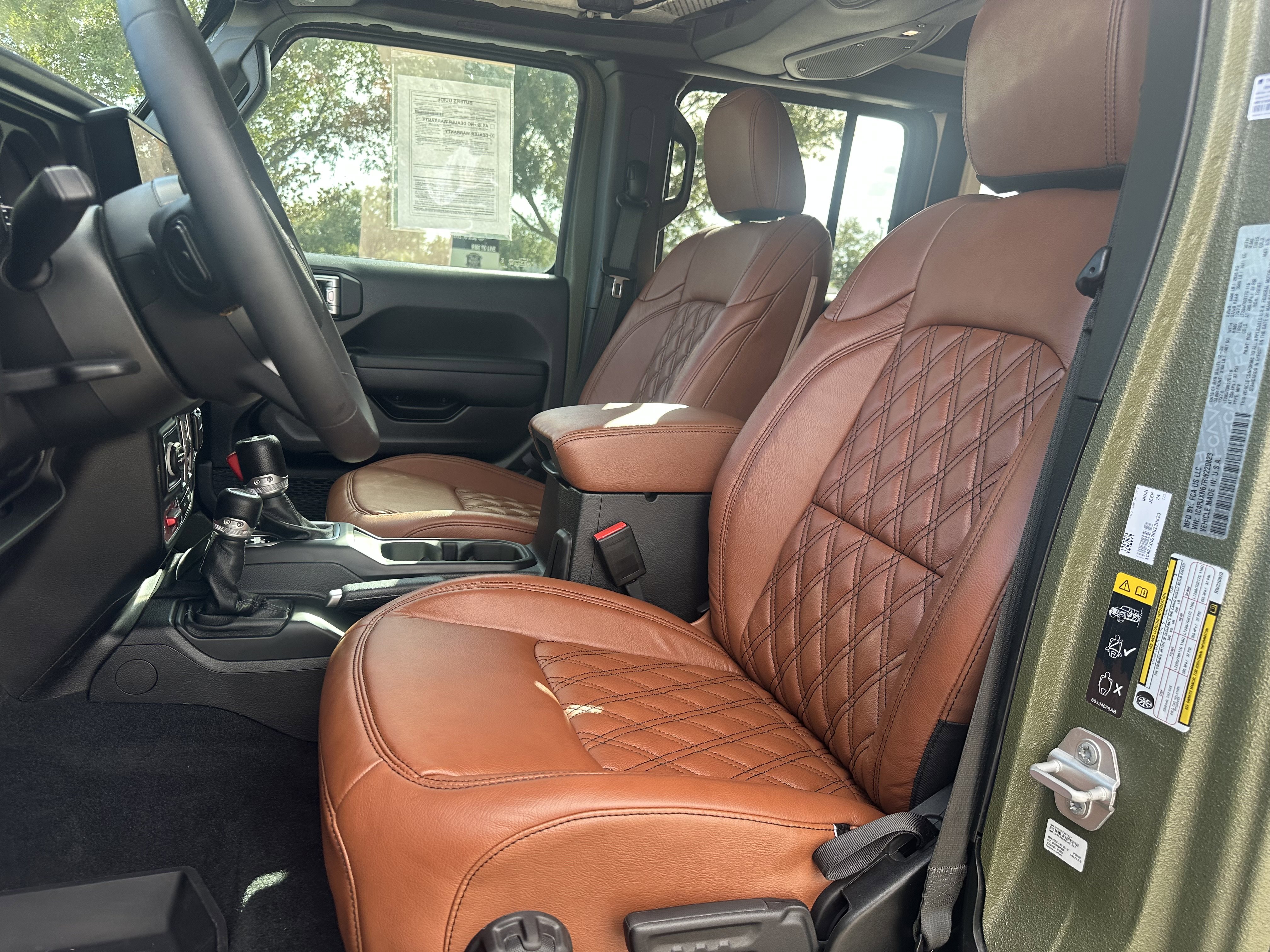 Used 2024 Jeep Wrangler Unlimited image 46