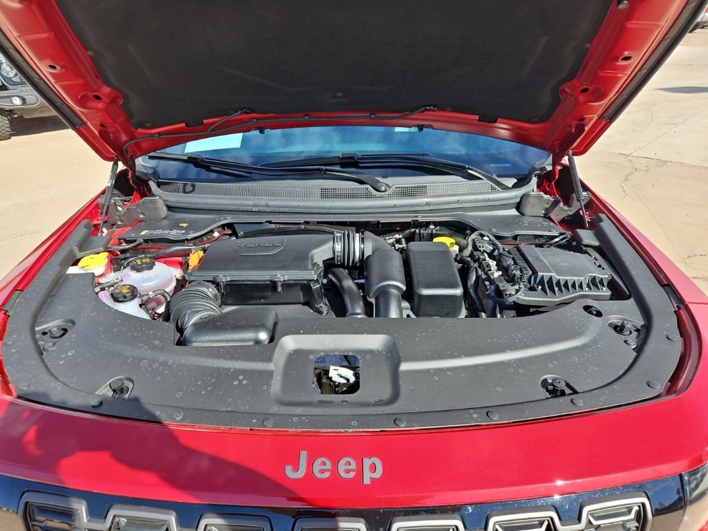 Used 2026 Jeep Cherokee Limited AWD/4WD image 11
