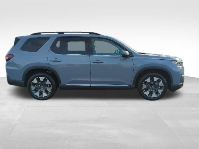 New 2026 Honda Pilot Touring image 6