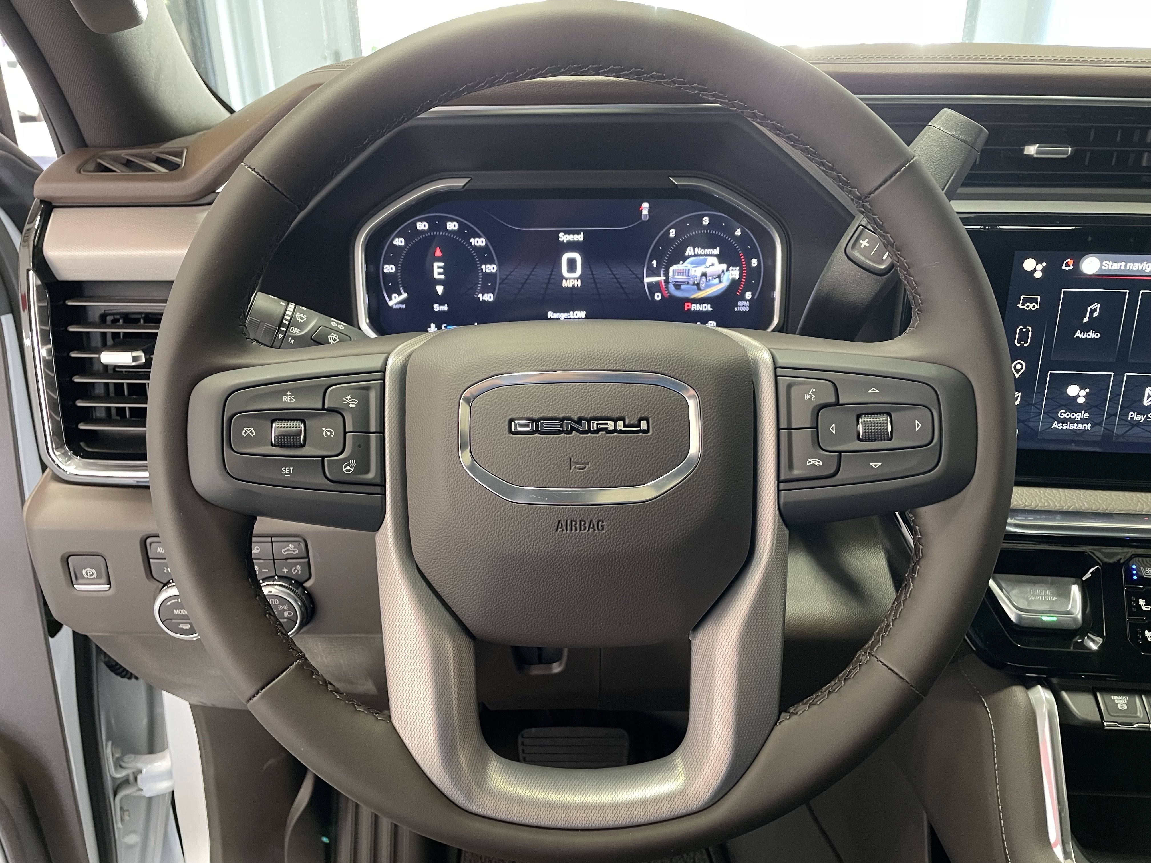 New 2026 GMC Sierra 2500 Denali w/ Denali Reserve Package AWD/4WD image 16