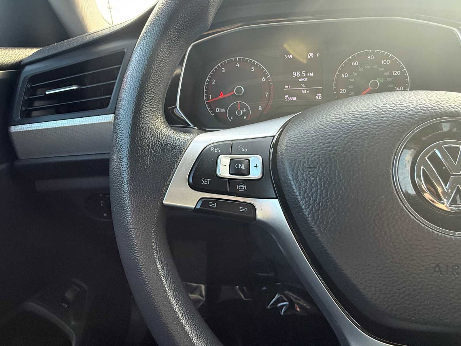 Used 2019 Volkswagen Jetta S image 18