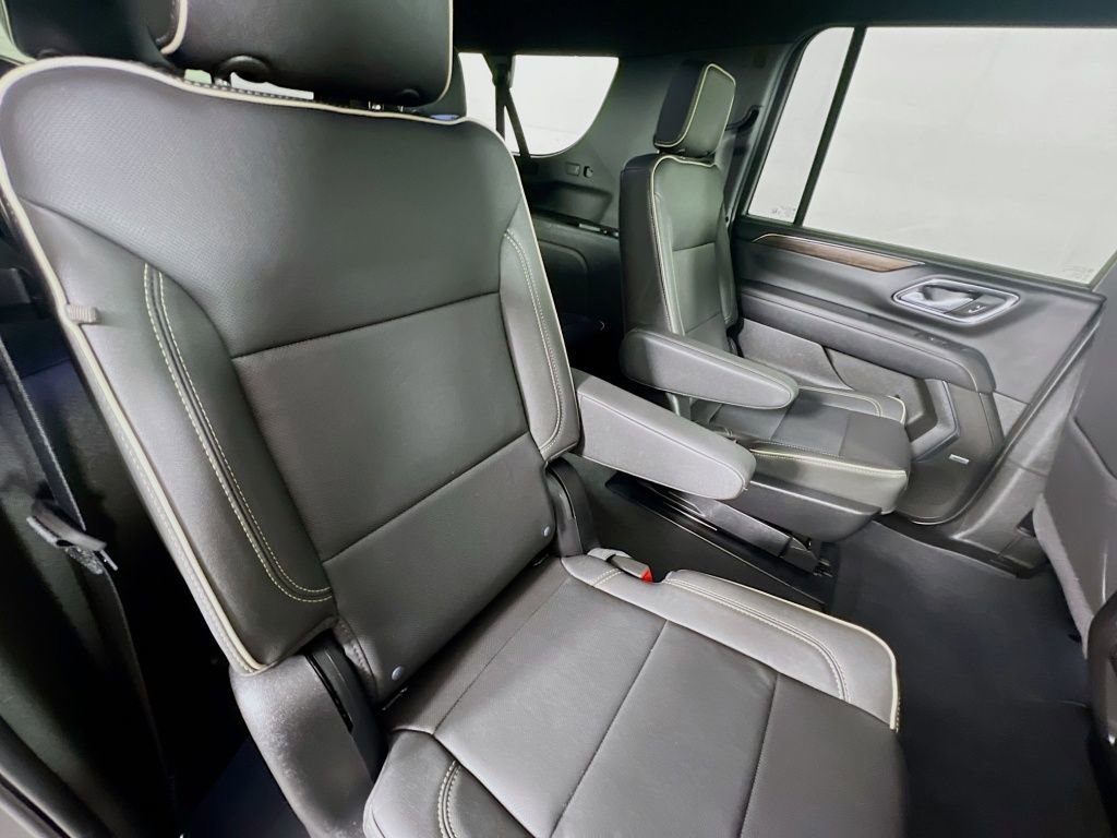Certified 2024 Chevrolet Suburban Premier w/ Premium Package image 29