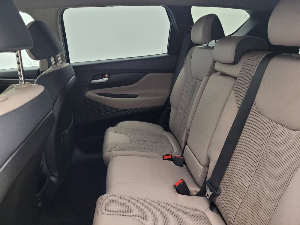 Used 2019 Hyundai Santa Fe SEL FWD image 18