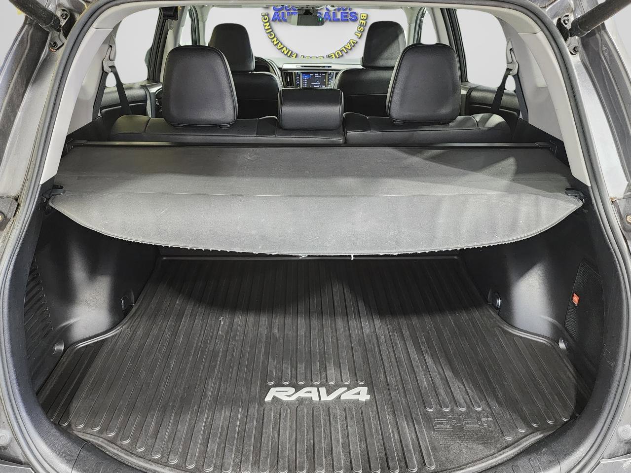 Used 2017 Toyota RAV4 Platinum w/ All Weather Liner Package AWD/4WD image 34
