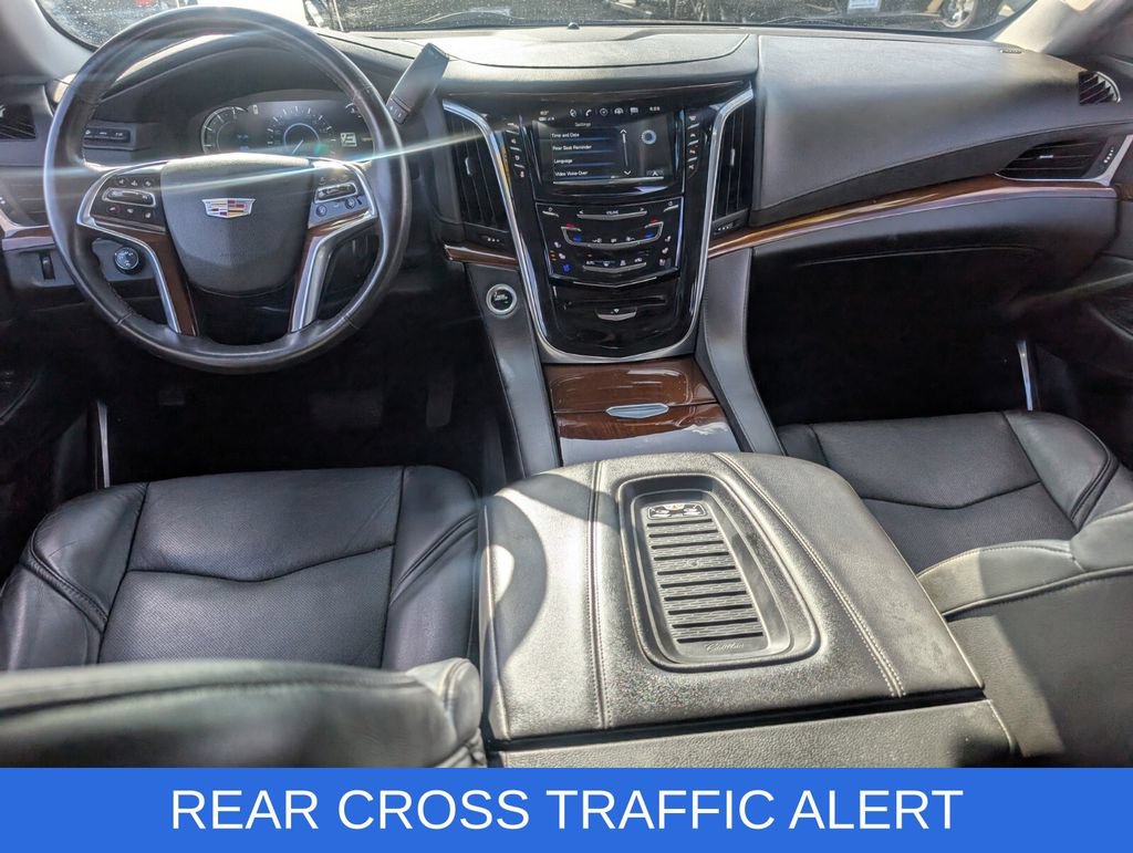 Certified 2020 Cadillac Escalade Luxury w/ Escalade Sport Edition AWD/4WD image 13