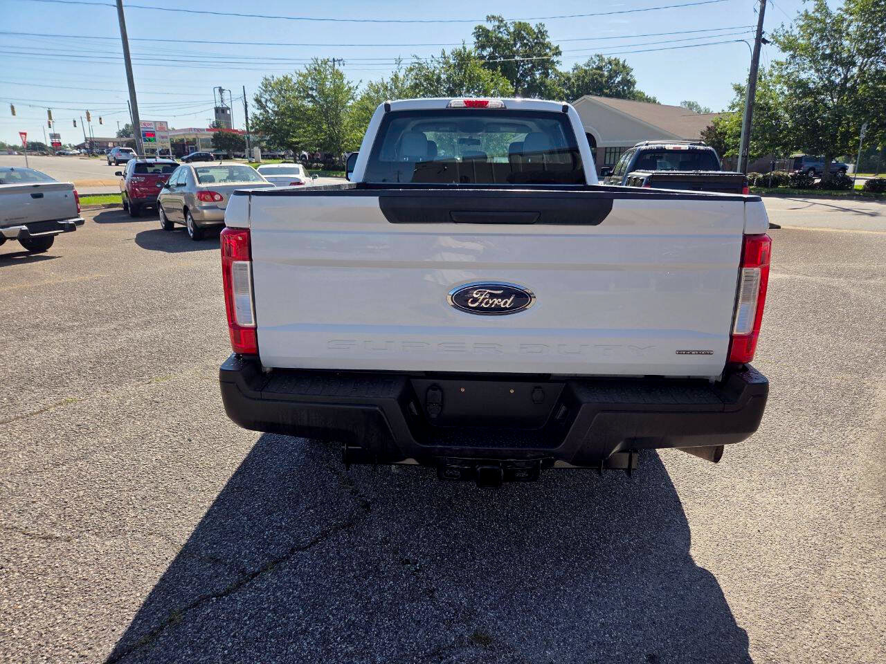 Used 2017 Ford F250 XL RWD image 4