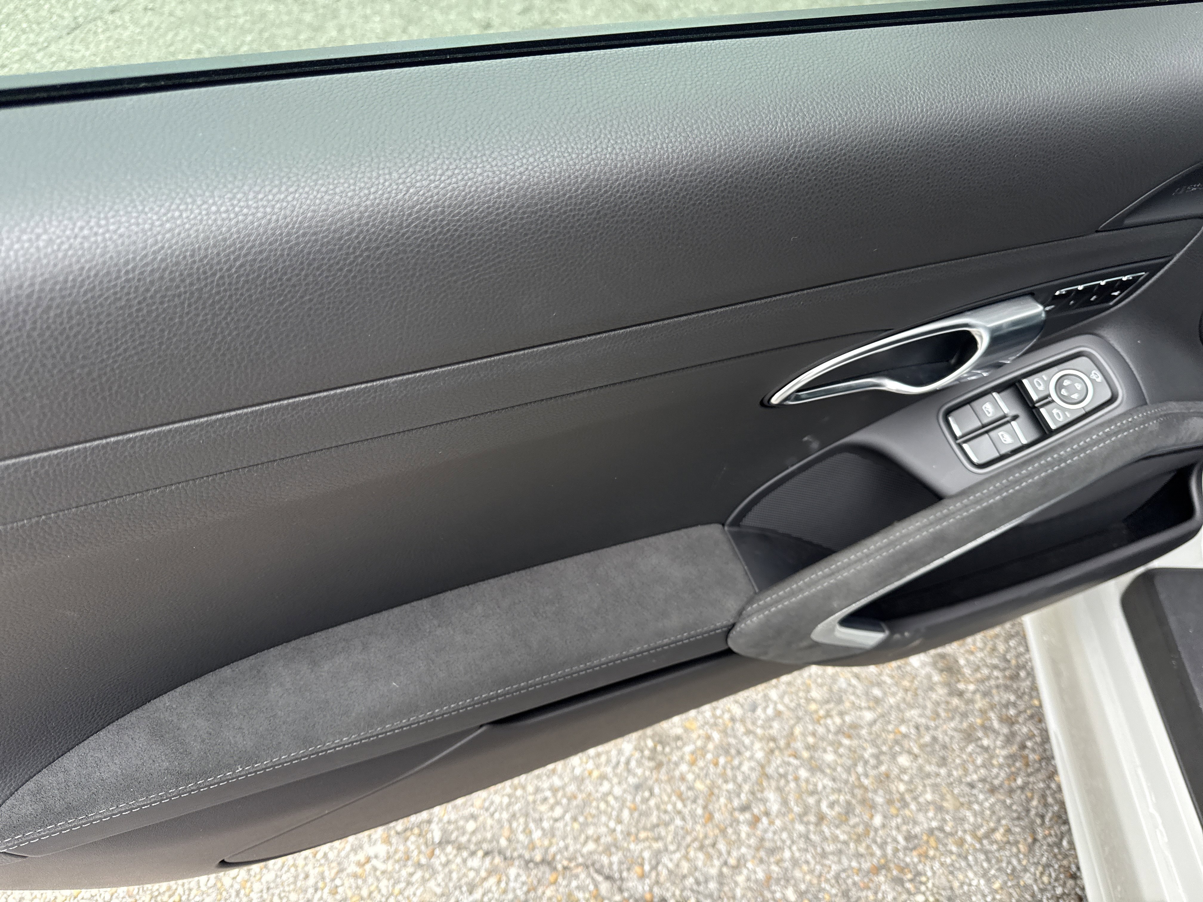 Used 2024 Porsche 718 Boxster GTS image 5