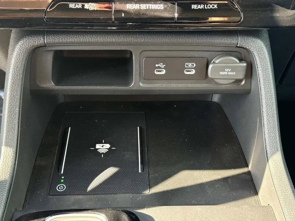 New 2026 Honda Pilot Touring image 18