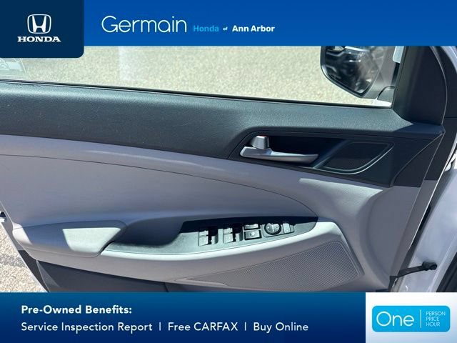 Used 2016 Hyundai Tucson SE w/ Option Group 02 FWD image 19