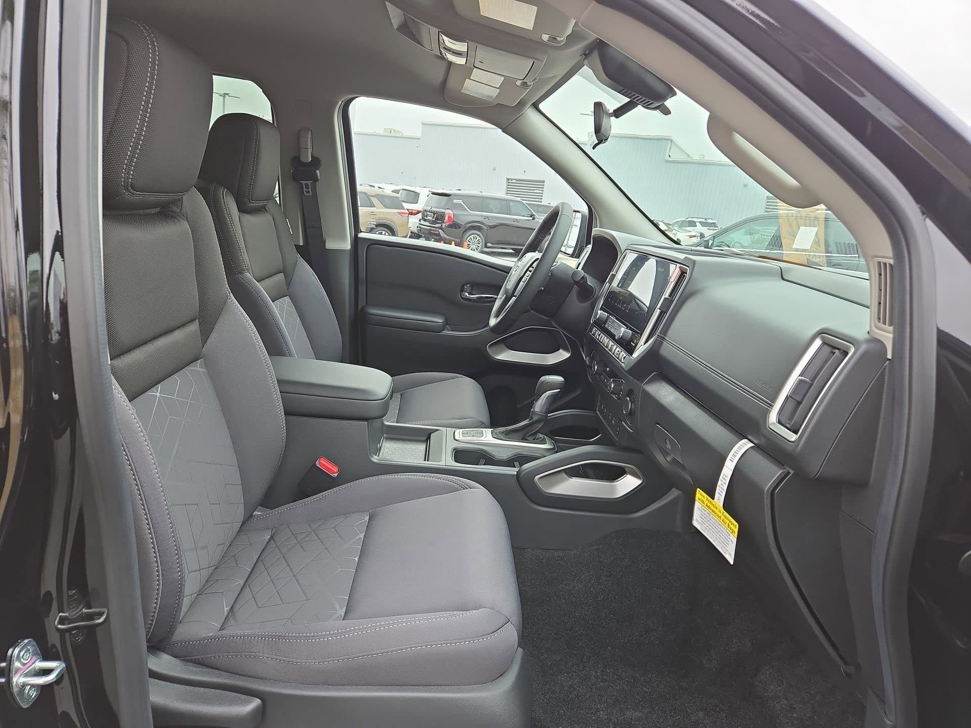 New 2026 Nissan Frontier SV w/ SV Convenience Package AWD/4WD image 15