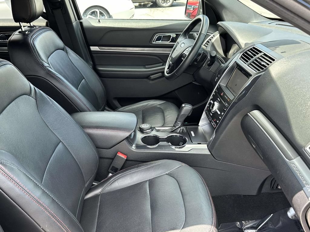 Certified 2019 Ford Explorer Sport w/ Ford Safe & Smart Package AWD/4WD image 10