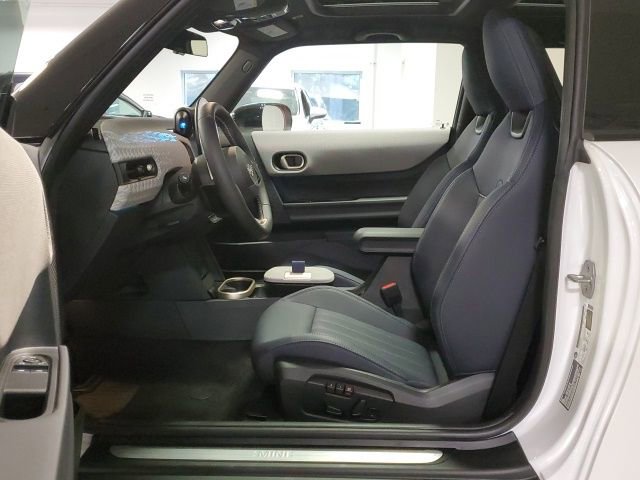 Used 2025 MINI Cooper S image 13