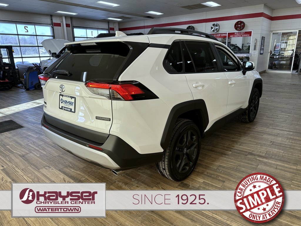 Used 2024 Toyota RAV4 Adventure image 5