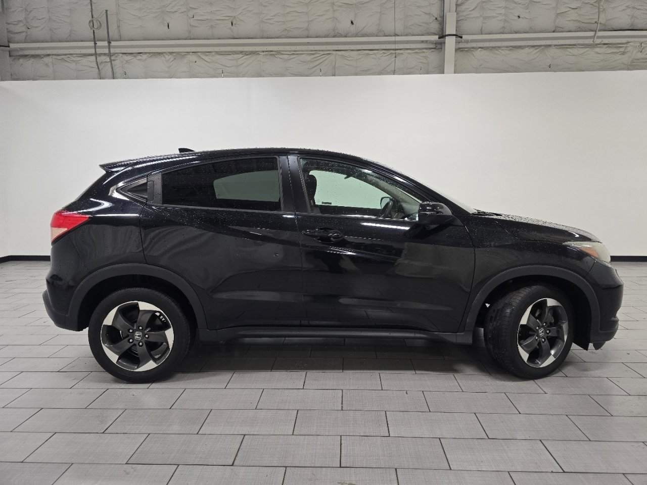 Used 2018 Honda HR-V EX image 16