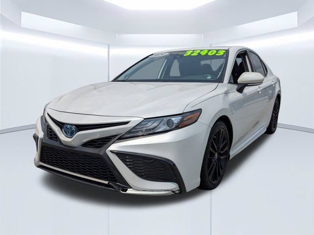 Used 2024 Toyota Camry XSE w/ Navigation Package FWD image 6