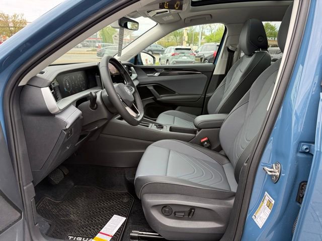 New 2026 Volkswagen Tiguan SE AWD/4WD image 11