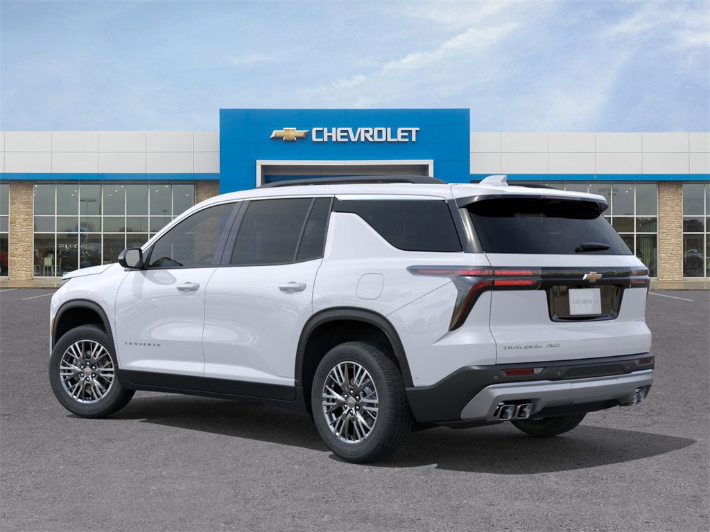 New 2026 Chevrolet Traverse LT w/ Driver Confidence Package image 3