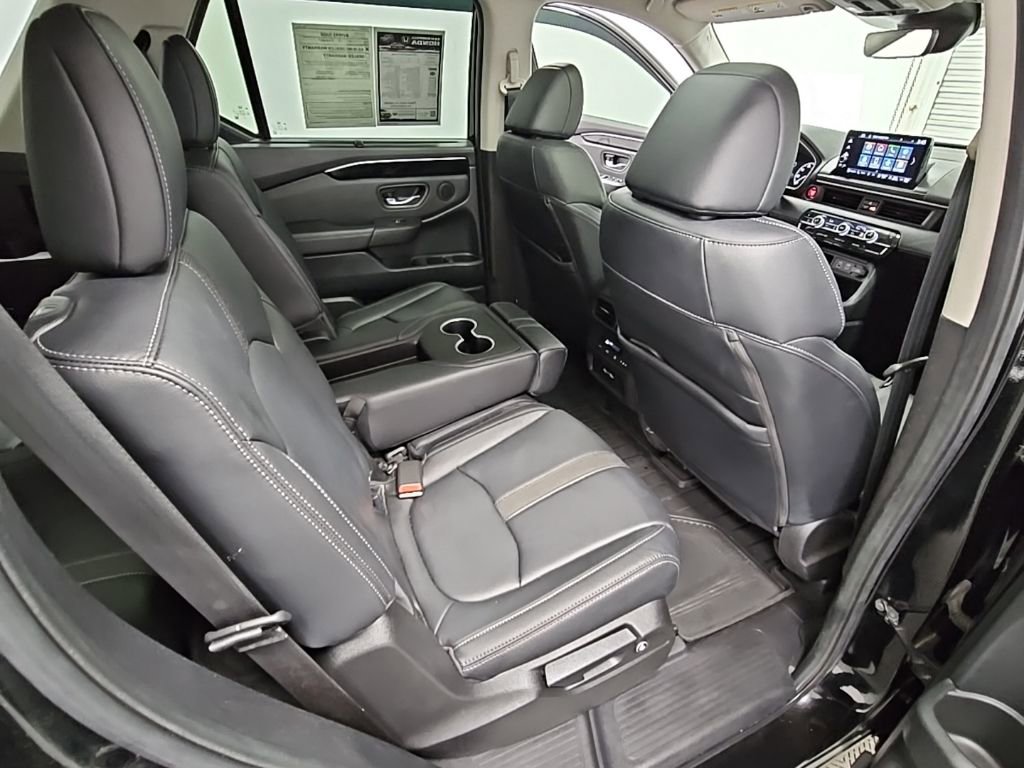 Used 2023 Honda Pilot Touring image 39