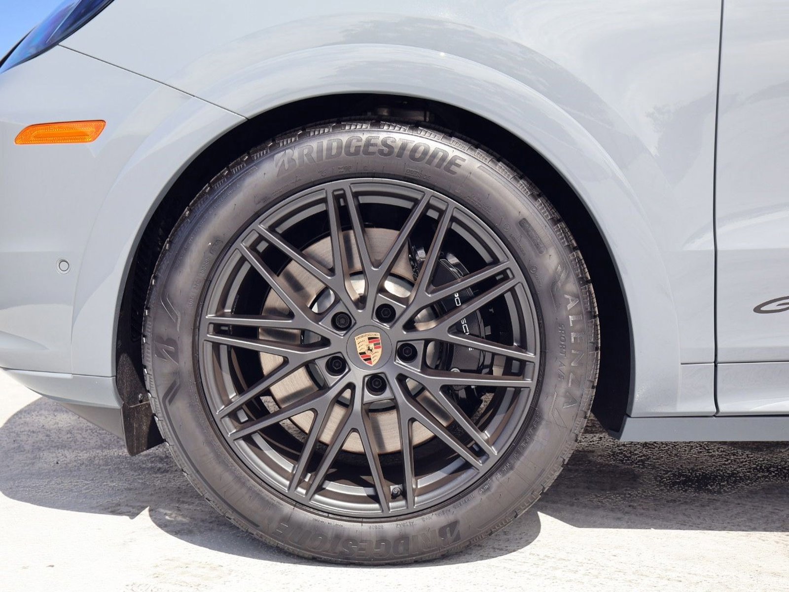 New 2026 Porsche Cayenne GTS image 27