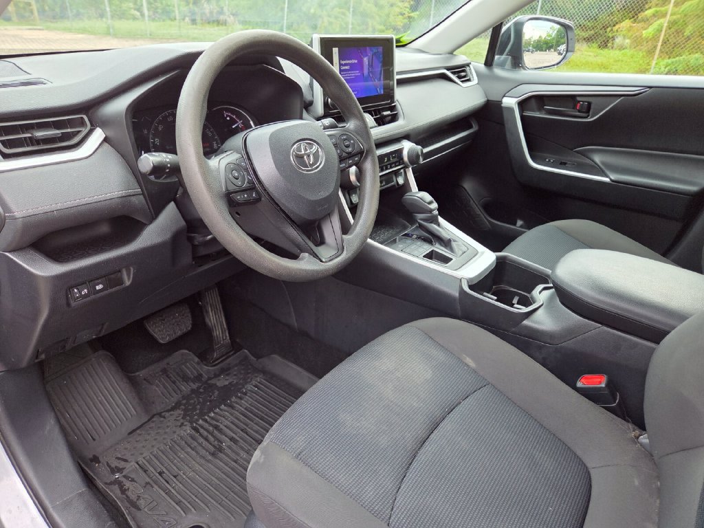 Certified 2024 Toyota RAV4 LE AWD/4WD image 26