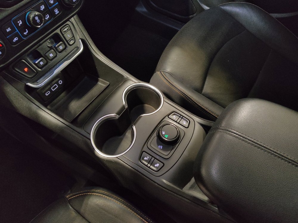 Used 2019 GMC Terrain SLT FWD image 26