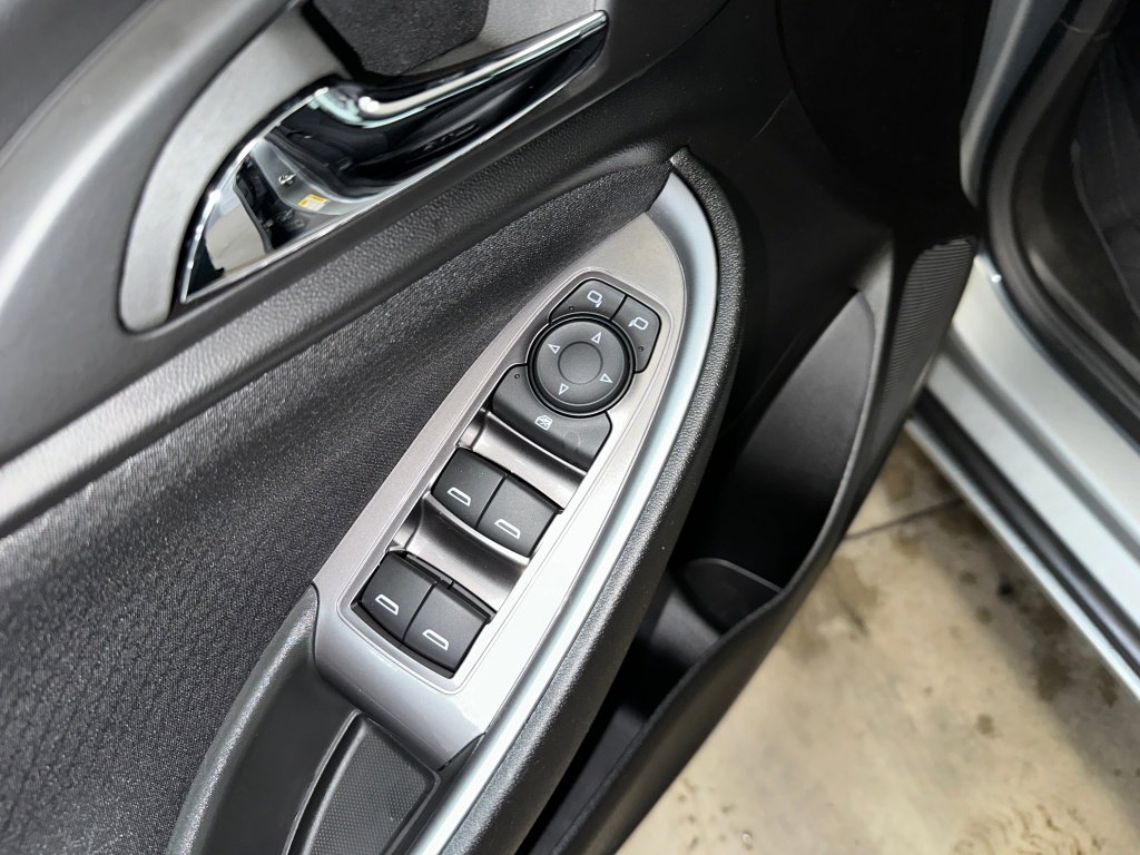 Certified 2024 Chevrolet Malibu RS w/ LPO, Floor Liner Package image 5