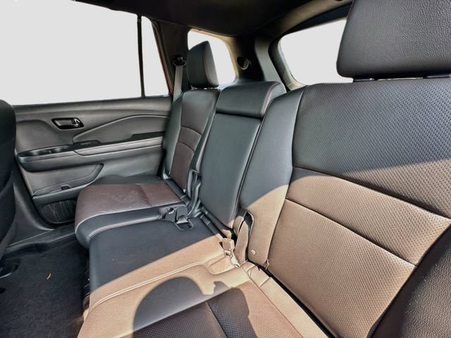 Certified 2024 Honda Passport Black Edition image 30