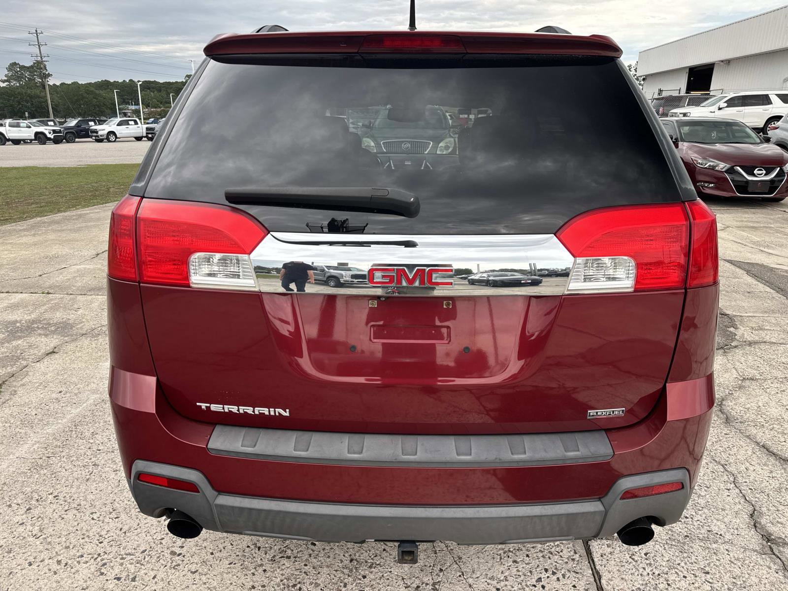 Used 2011 GMC Terrain SLT FWD image 5