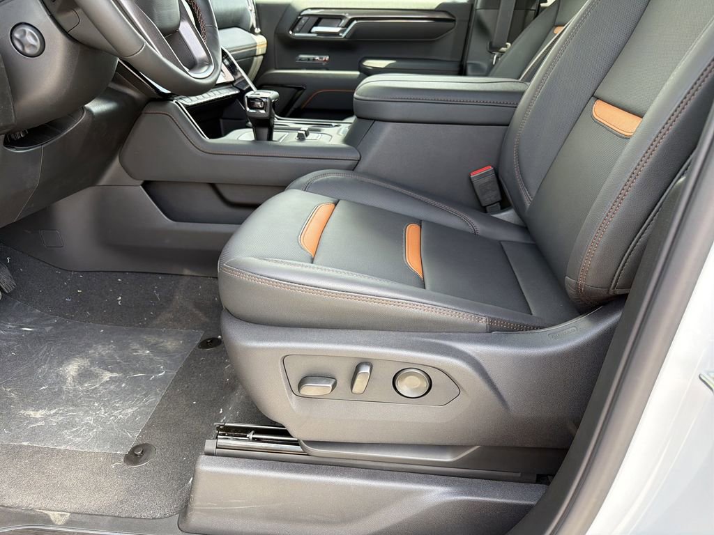 New 2026 GMC Sierra 1500 AT4 w/ Technology Package image 6