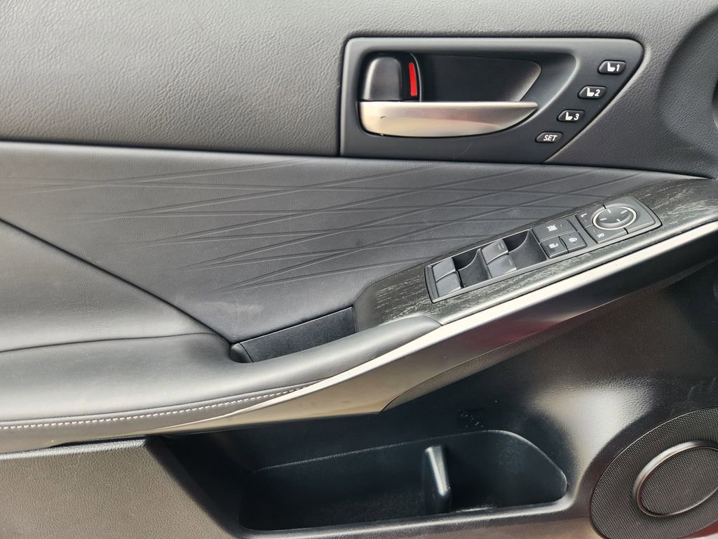 Certified 2023 Lexus IS 300 w/ Premium Package image 23
