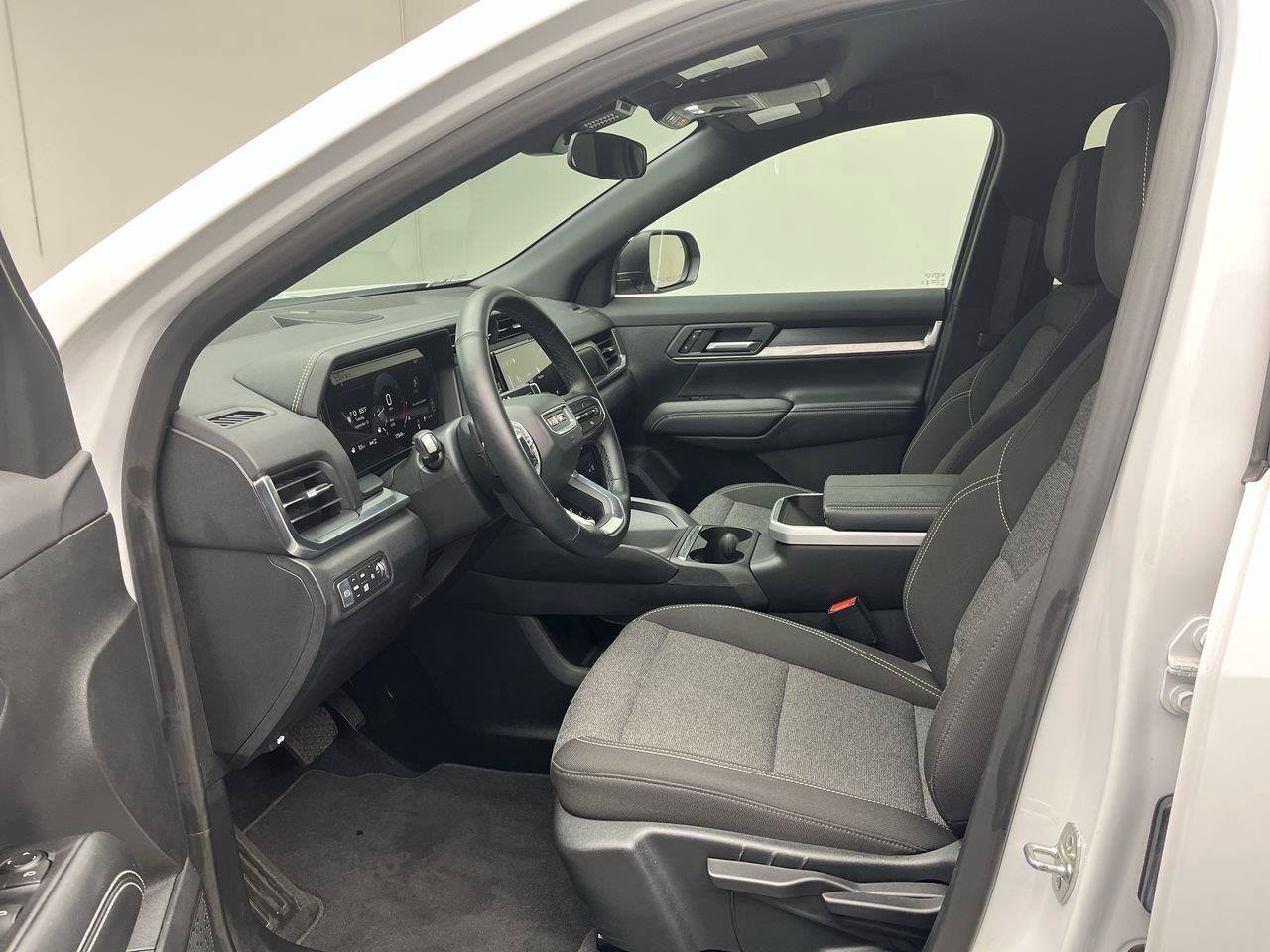 Certified 2026 GMC Terrain Elevation AWD/4WD image 3