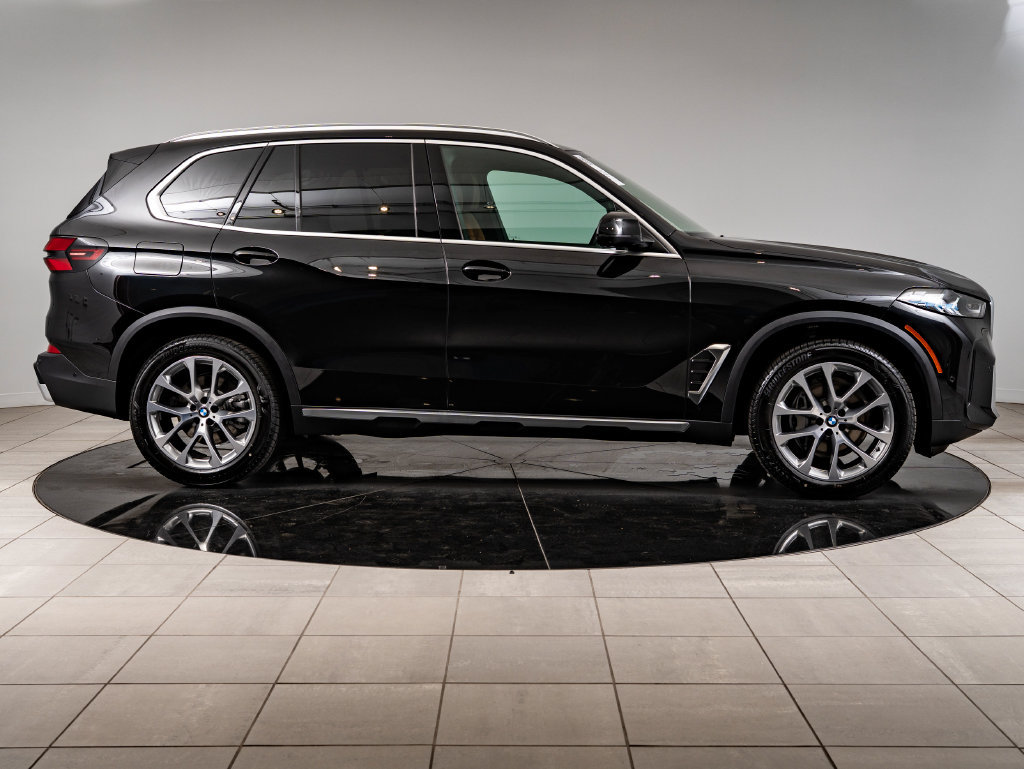 New 2026 BMW X5 xDrive40i w/ Climate Comfort Package AWD/4WD image 11