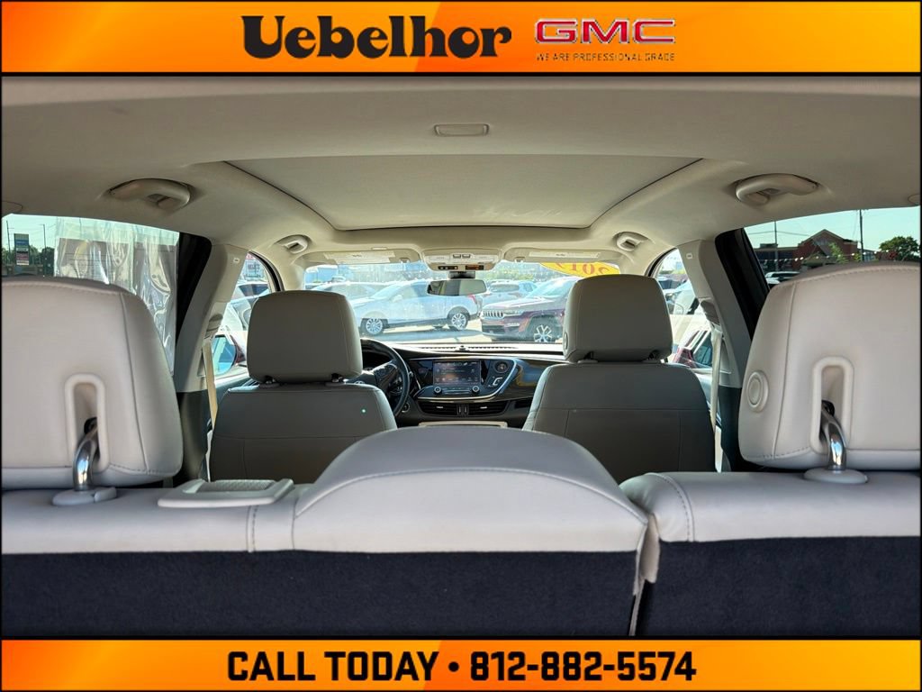 Used 2019 Buick Envision Premium AWD/4WD image 10