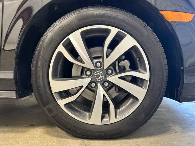 Used 2022 Honda Odyssey Touring image 11