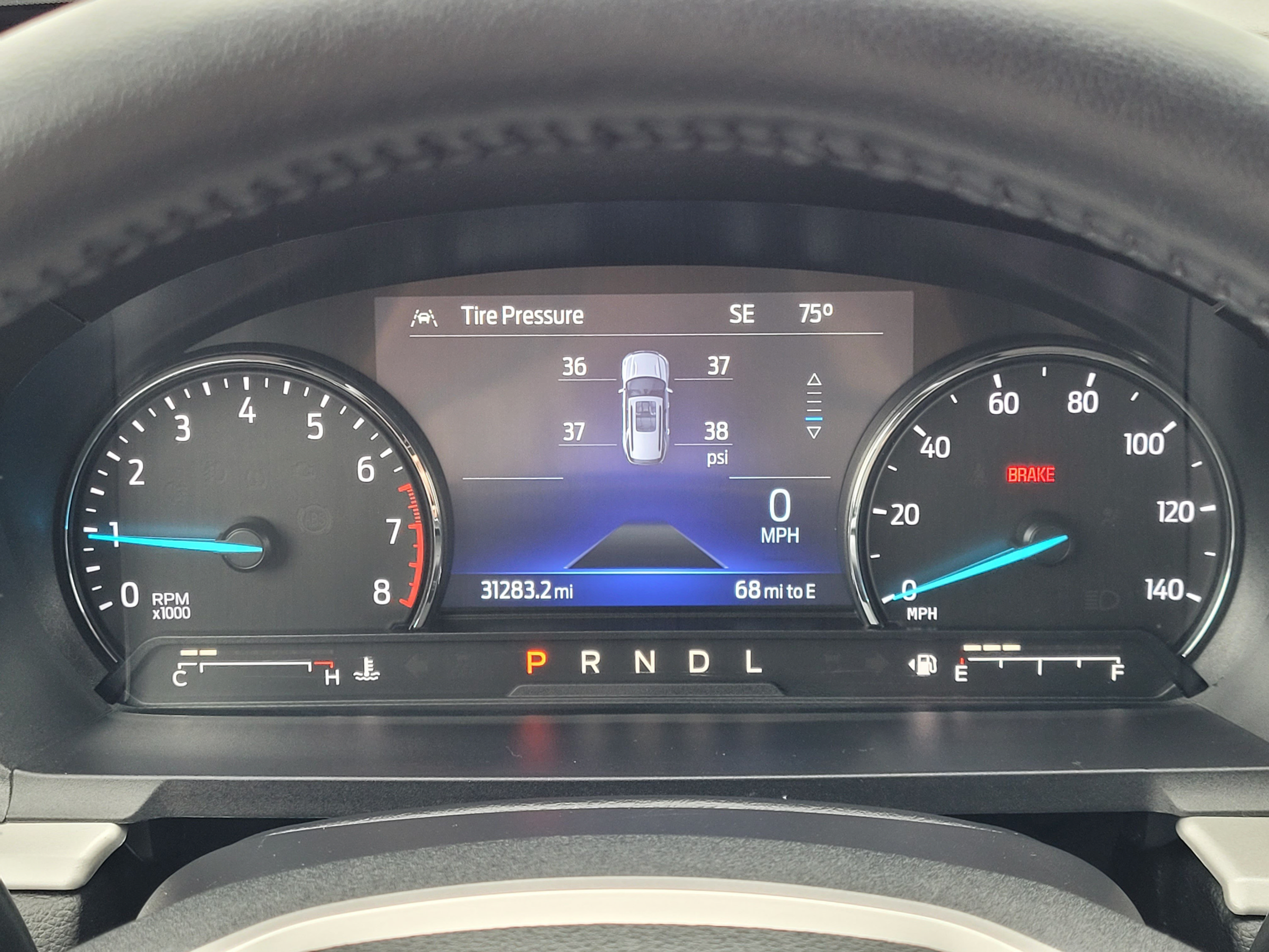 Used 2022 Ford Explorer XLT w/ Equipment Group 202A AWD/4WD image 20