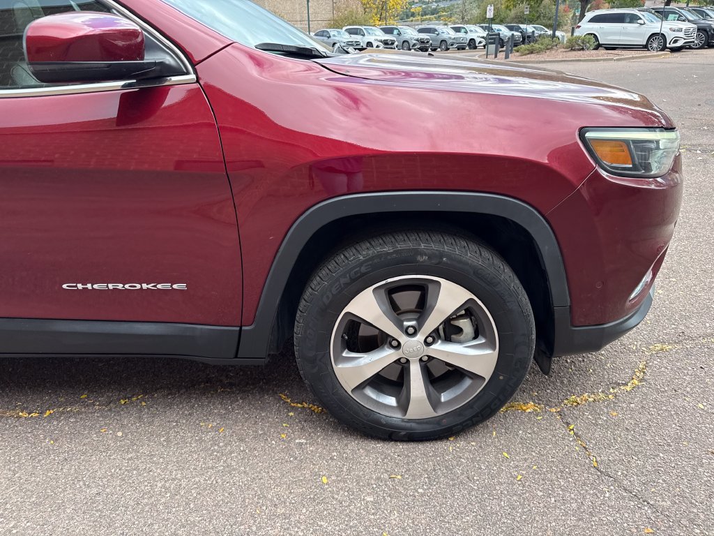 Used 2021 Jeep Cherokee Limited AWD/4WD image 33