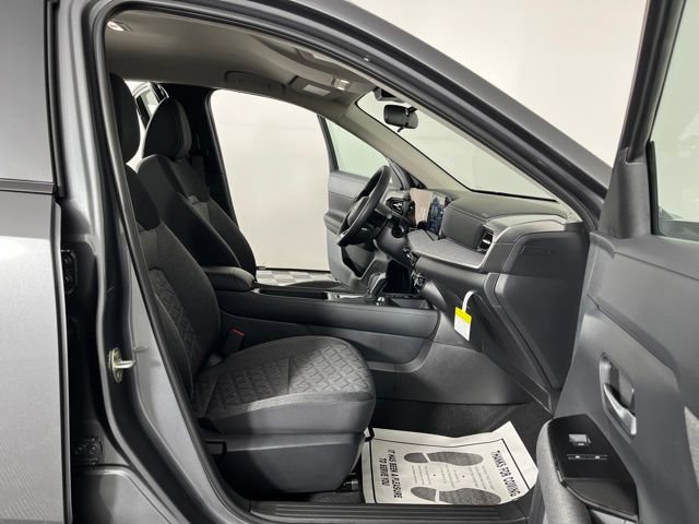 New 2026 Nissan Kicks SV w/ Cold Weather Package FWD image 37