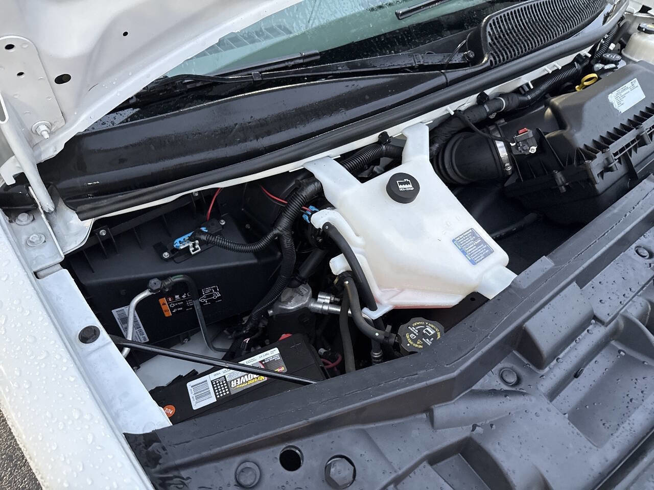 Used 2019 Chevrolet Express 3500 w/ Driver Convenience Package image 17