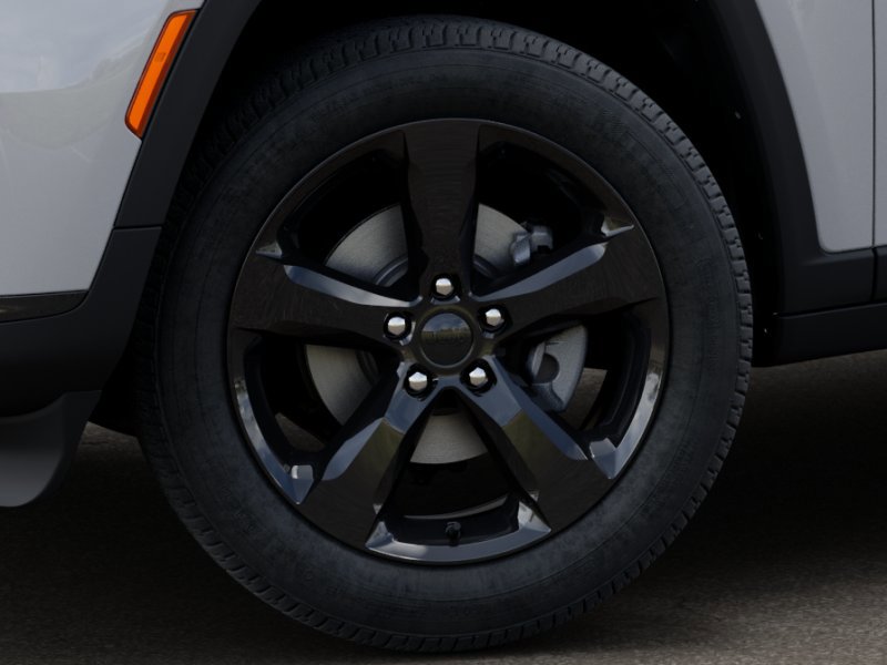 New 2025 Jeep Grand Cherokee L Laredo image 16