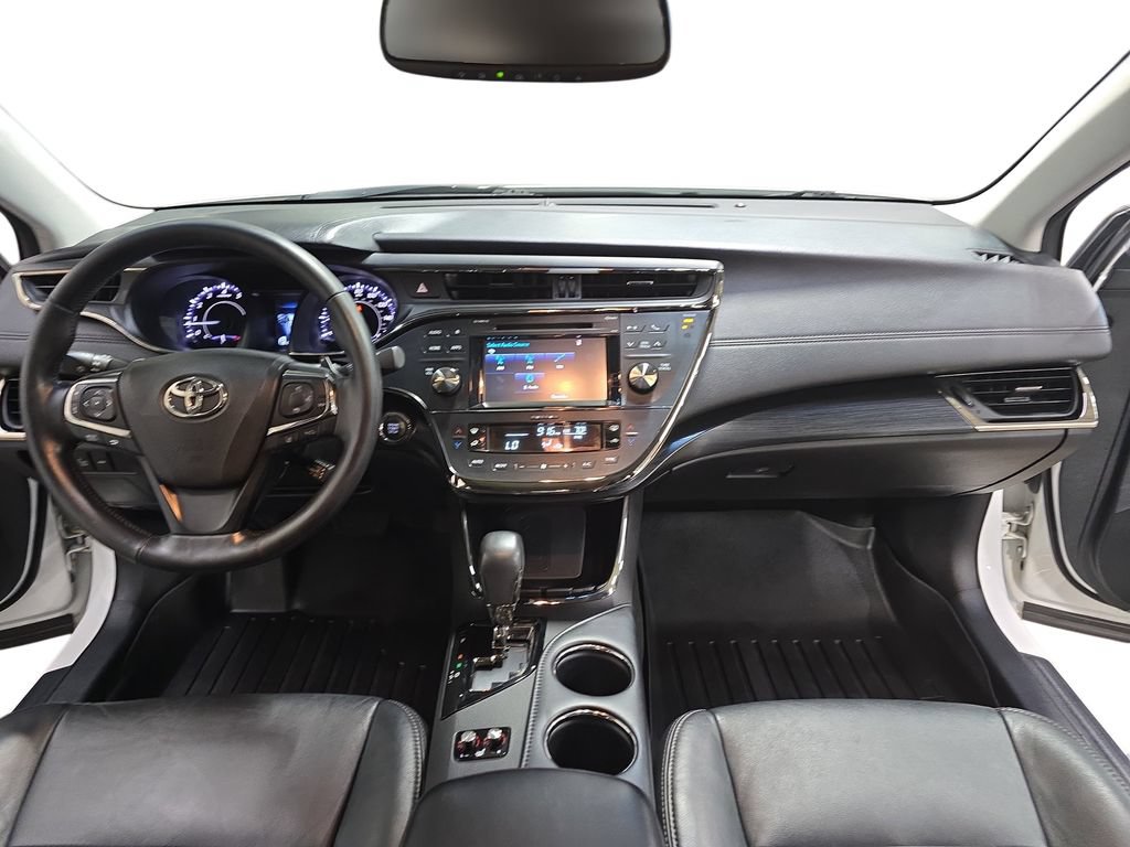 Used 2018 Toyota Avalon Touring w/ Carpet Mat Package FWD image 10