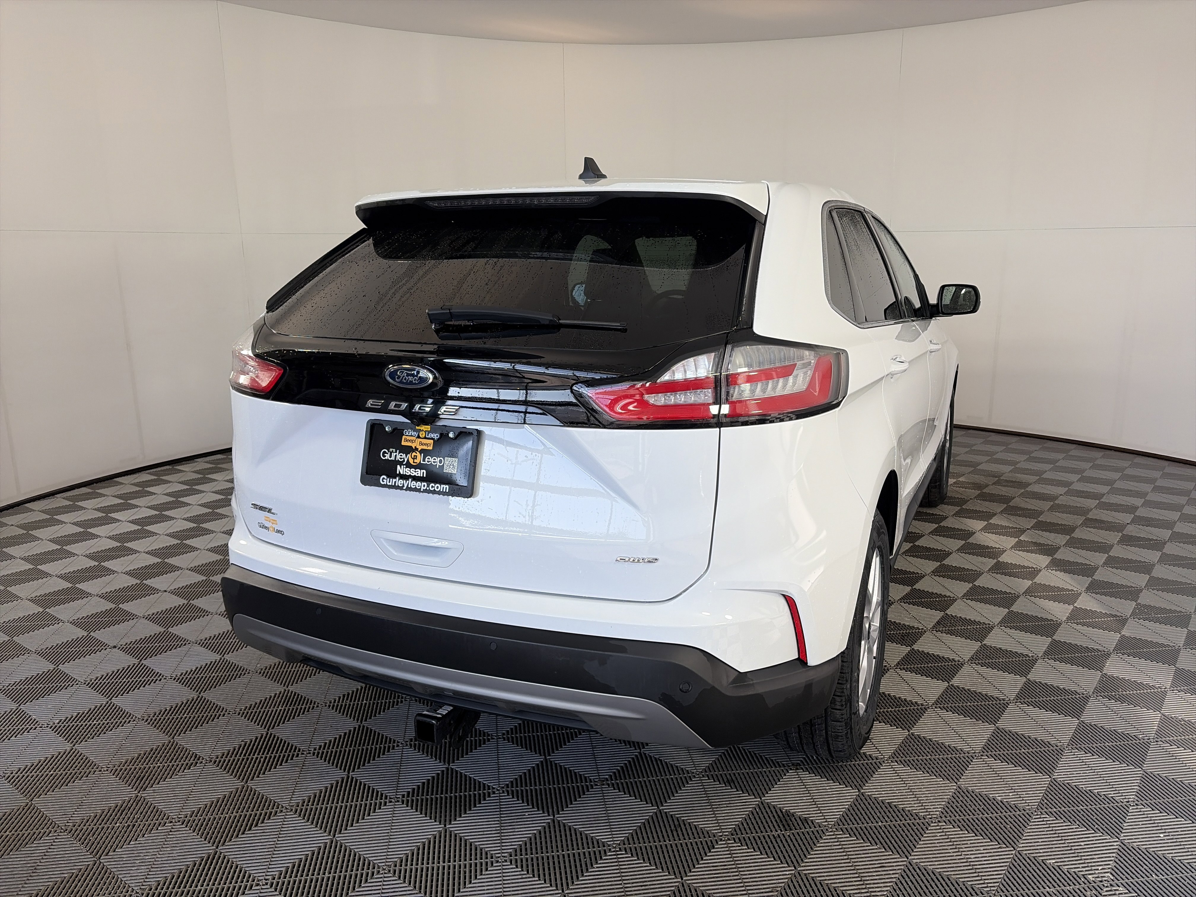 Used 2024 Ford Edge SEL w/ Convenience Package image 10