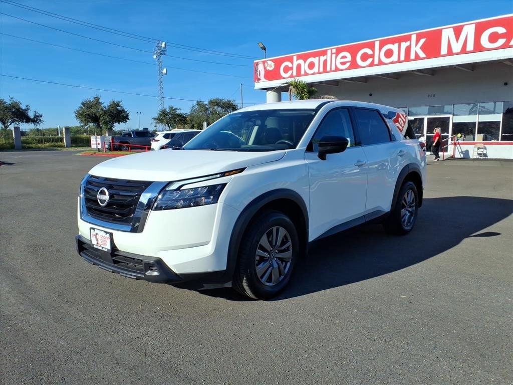 Certified 2025 Nissan Pathfinder S