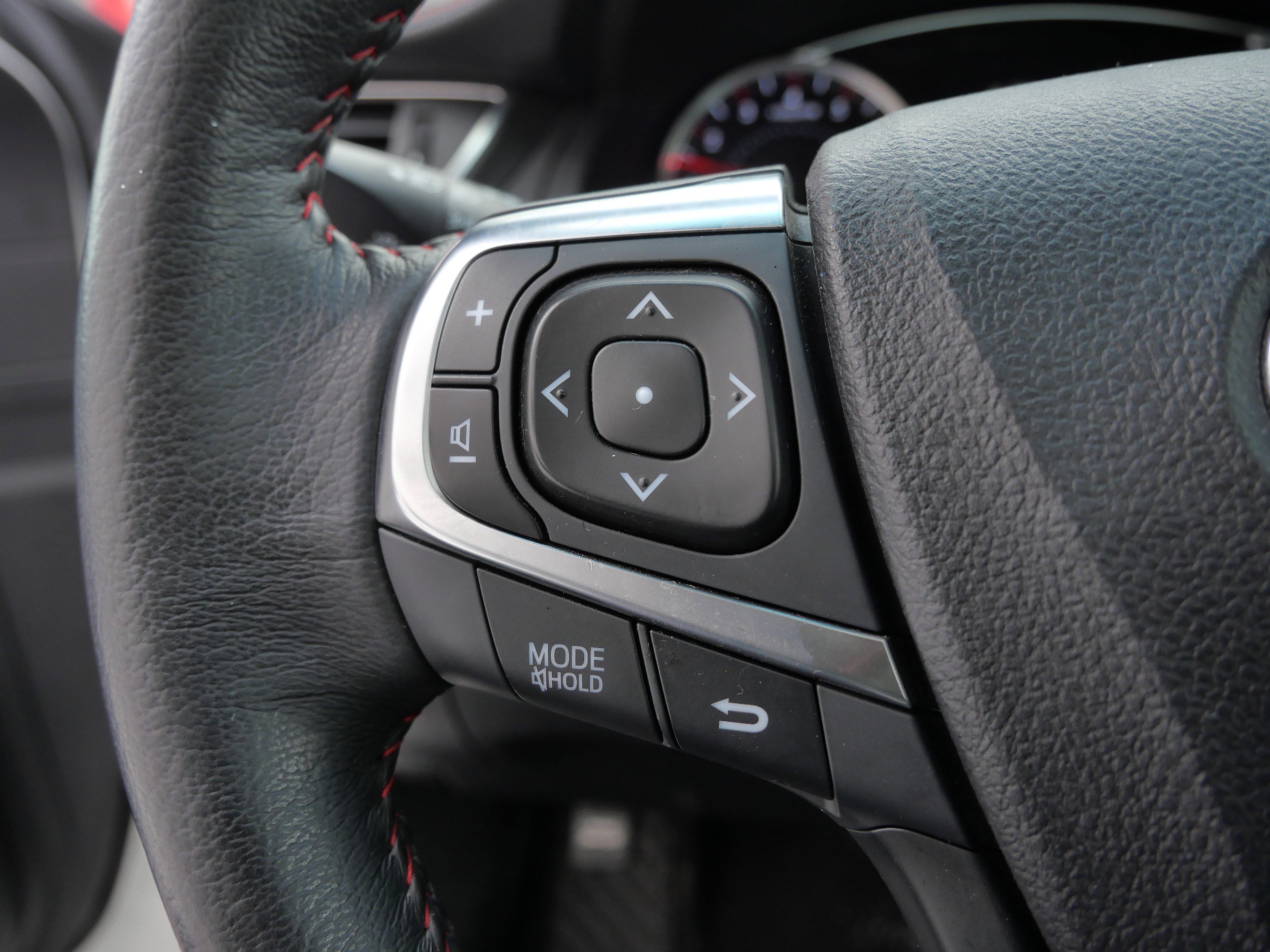 Certified 2017 Toyota Camry XSE image 28