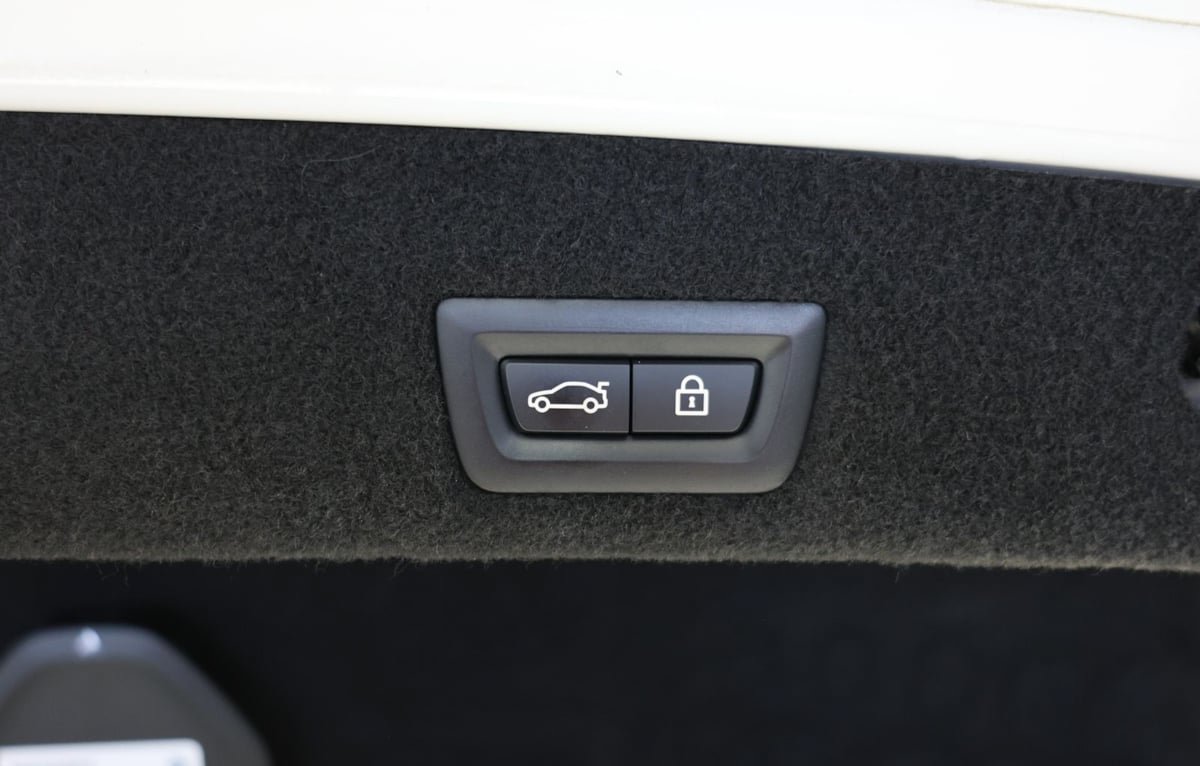 Used 2022 BMW 750i xDrive w/ Executive Package AWD/4WD image 47