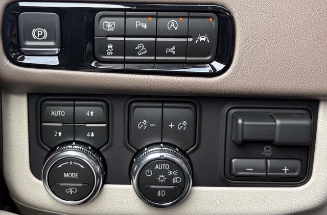New 2027 GMC Yukon Denali w/ Denali Reserve Package AWD/4WD image 25