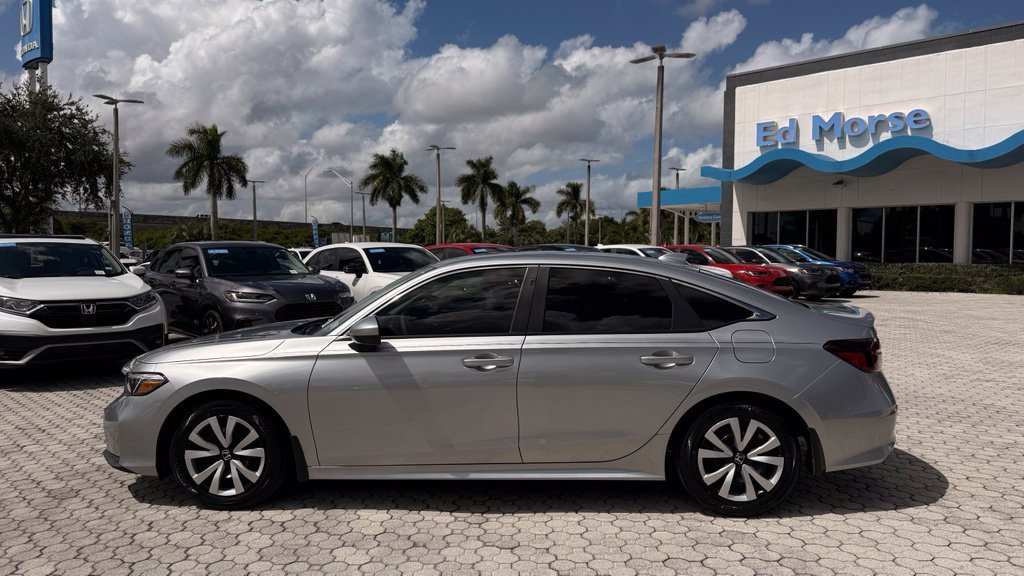Used 2025 Honda Civic LX image 3