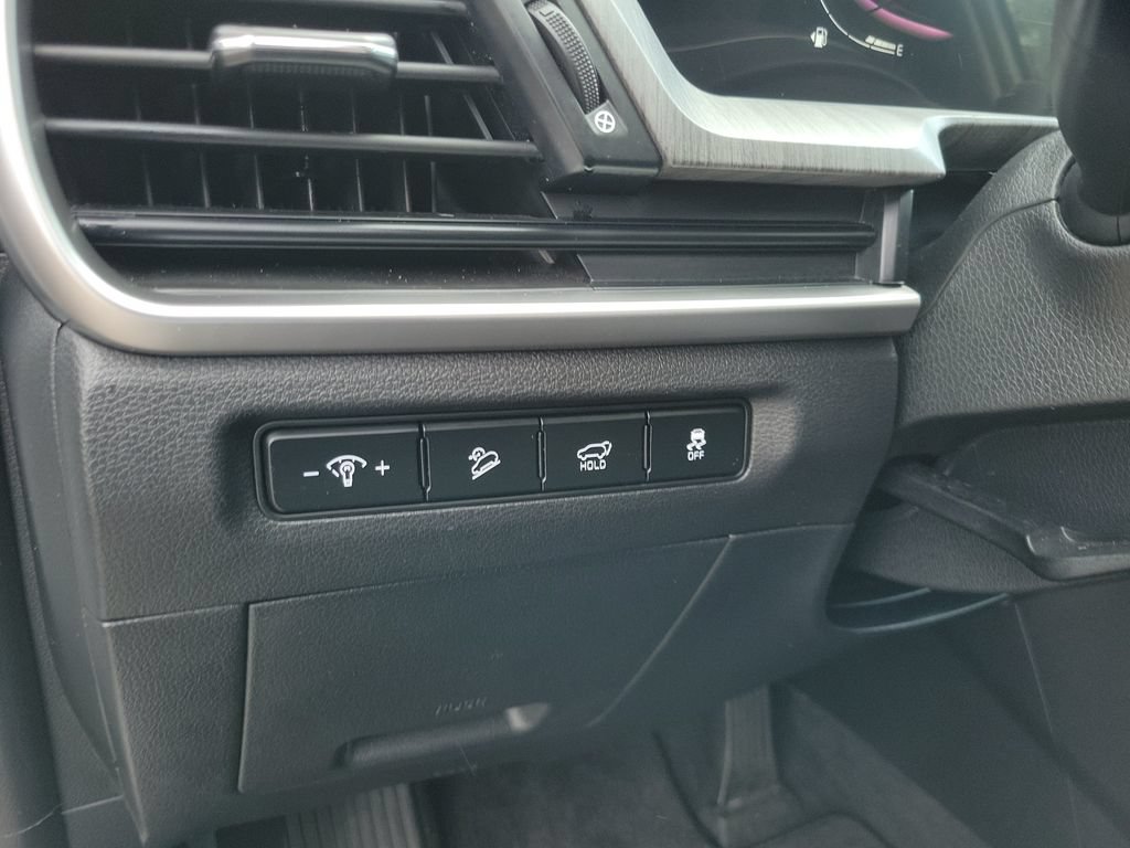 Certified 2024 Kia Telluride EX w/ EX Captain's Chair Package FWD image 21