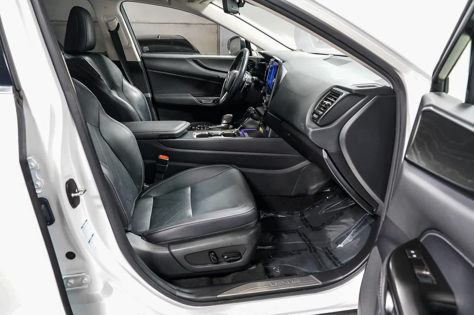 Used 2023 Lexus NX 450h+ AWD image 17