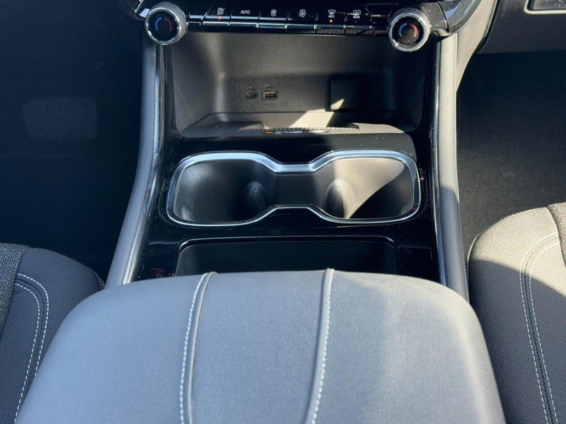 New 2026 Chevrolet Traverse LT w/ Driver Confidence Package FWD image 11